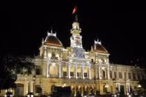 Báo Tây choáng vì TP HCM đắt đỏ