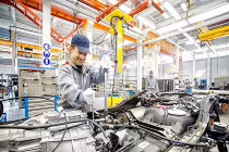 Tận mục quá trình sản xuất Land Cruiser của Toyota