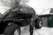 Độ Nissan thành siêu quái thú khổng lồ