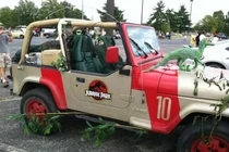 Muôn kiểu chế xe kì dị của dân chơi (2)