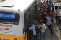 Nhếch nhác, lộn xộn... trộm cắp ở trạm xe buýt khủng Hà Nội