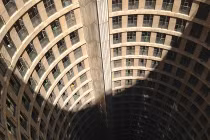 Rùng mình cao ốc không đáy dẫn tới địa ngục