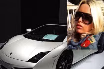 Ngắm bộ sưu tập siêu xe khủng của nữ thiếu gia