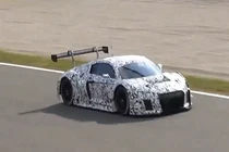 Siêu xe Audi R8 2015 bất ngờ lộ ảnh "nóng"