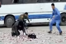 Cộng đồng bức xúc vụ hôi của “đại gia” ở Sài Gòn