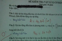 Xôn xao bài kiểm tra Vật lý “bất cần đời”
