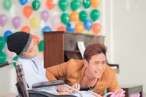 Phim mới của tác giả “bán bánh giò” gây xúc động