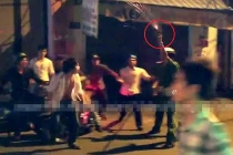 Cảnh sát nổ súng trấn áp côn đồ