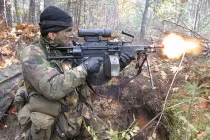 “Mổ xẻ” biến thể mới nhất súng máy FN Minimi Việt Nam