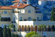 Bên trong ngôi nhà đắt nhất lịch sử thế giới có gì?