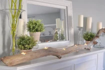 Trang trí nhà độc đáo bằng cành cây khô