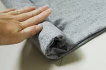 Video: Cách gấp quần áo gọn nhẹ nhất từng thấy