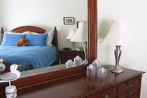 Video: Đặt gương trong nhà sai phong thủy, dễ xuất hiện người thứ ba