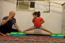 Cô bé có khả năng phi thường gây sốt cộng đồng thế giới