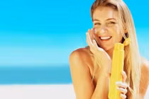 Muốn dùng kem chống nắng hiệu quả, hãy tránh xa 4 sai lầm này