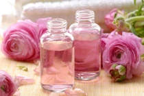 Công thức làm nước hoa hồng an toàn tại nhà