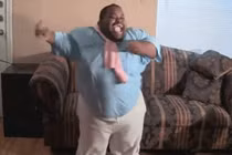 16 điệu nhảy khủng khiếp và hài hước nhất thế giới