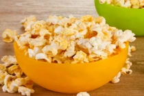 Bỏng ngô gây tác hại tới sức khỏe thế nào?