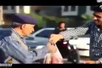 Hành động đẹp khiến cả thế giới cảm động