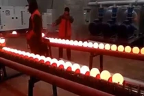 Chiêm ngưỡng quy trình sản xuất bi thép khổng lồ vô cùng đẹp mắt