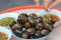 Video: Tiết lộ bí mật luộc ốc ngon của các nhà hàng