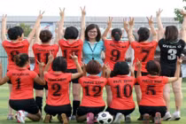 Những chiếc áo bóng đá bá đạo chỉ có ở Việt Nam