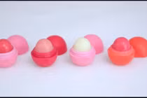 Tự chế son môi từ sáp ong, dầu dừa trong 5 phút