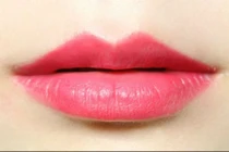 Tuyệt chiêu giúp môi hồng tự nhiên