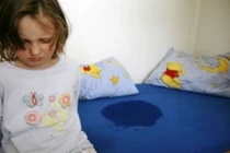 3 bài thuốc từ thiên nhiên chữa bệnh đái dầm cho trẻ cực tốt