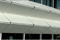 Chiêm ngưỡng tòa nhà thay đổi theo giờ lạ nhất thế giới