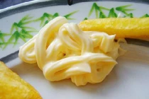 Bí quyết làm sốt mayonnaise ngon tuyệt tại nhà