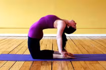 4 bài tập trị đau vai cổ gáy cực hữu ích