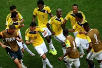 Video: Màn ăn mừng bàn thắng hài hước nhất quả đất