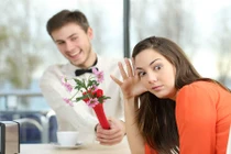 Video: Cách thử lòng bạn trai trong 1 phút biết ngay thật hay giả dối