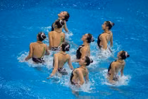 Mãn nhãn màn bơi nghệ thuật nhóm cực đỉnh