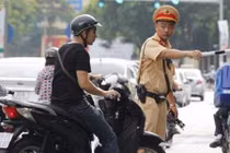 CSGT cấp huyện có được tự ý ra quốc lộ xử phạt?