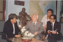 Tâm tình của người viết bài thơ bất hủ về Đại Tướng