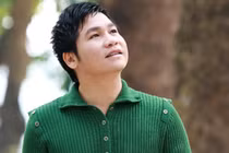 Trọng Tấn nghỉ dạy đi "bán" nhạc đỏ...giá rẻ