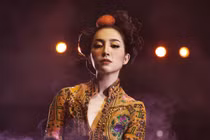 Linh Nga chuẩn bị bùng nổ với dạ vũ “Sắc sen“