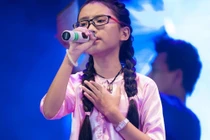 Mẹ Phương Mỹ Chi phủ nhận con nhận cát xê 30 triệu