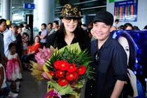 Thu Phương tự tạo ồn ào khi về Việt Nam