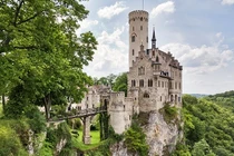 Thót tim với những nơi ở đáng sợ trên thế giới