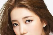 Phụ nữ có 9 nét tướng này, ngồi yên cũng có tiền