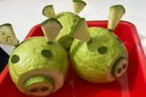 Mâm cỗ Trung thu tỉa tót bởi người “không khéo tay nhưng hay làm“