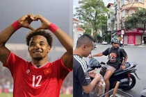 Vừa phẫu thuật xong, Xuân Son nhận tin vui từ chủ hàng chuối chiên