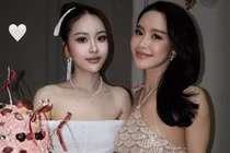 Bà mẹ Lào gây sốt khi đứng cạnh con gái như hai chị em