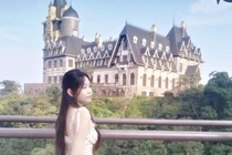 Giới trẻ thích thú check-in lâu đài Tam Đảo đẹp như cổ tích