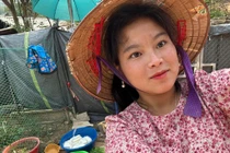 “Bà trùm” miến dong Sùng Bầu sinh con thứ 2, tiết lộ tình hình 