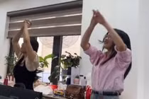 Muôn kiểu tập thể dục của dân văn phòng: Khó thế cũng nghĩ ra!