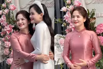 Mẹ cô dâu Hải Phòng sở hữu nhan sắc “hack tuổi” gây sốt MXH